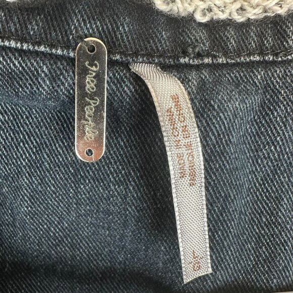 Free People Distresssed Denim Jacket Dark Blue Wash - Picture 3 of 7